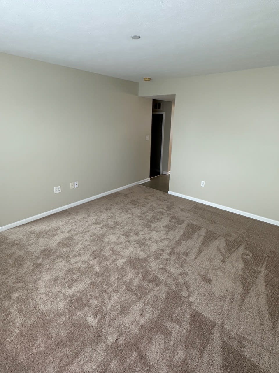 Photos and Video of Tremont Pointe Apartments in Cleveland, OH